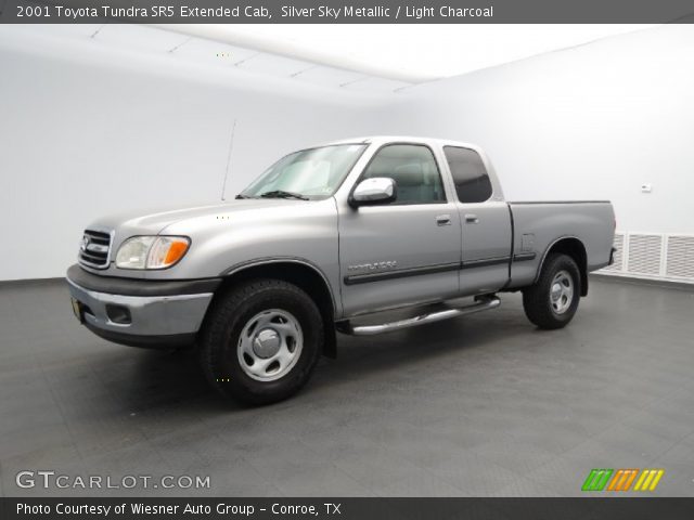 2001 Toyota Tundra SR5 Extended Cab in Silver Sky Metallic