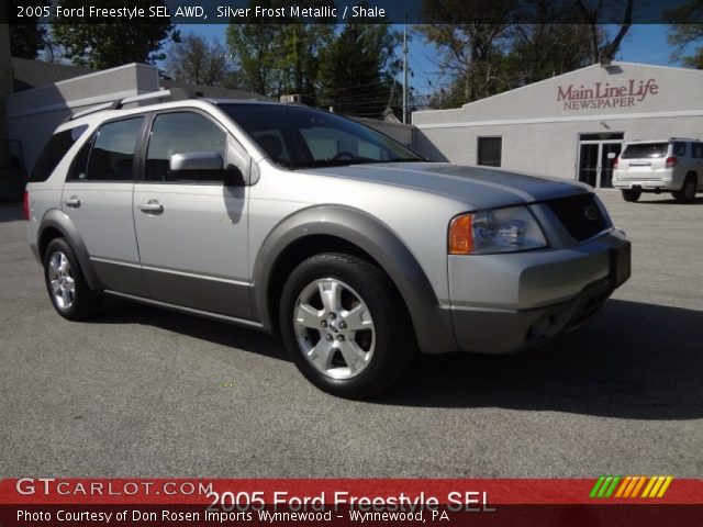 2005 Ford Freestyle SEL AWD in Silver Frost Metallic