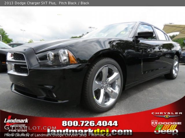 2013 Dodge Charger SXT Plus in Pitch Black