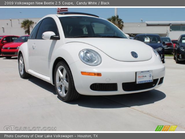 2009 Volkswagen New Beetle 2.5 Coupe in Candy White