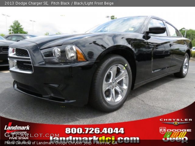 2013 Dodge Charger SE in Pitch Black