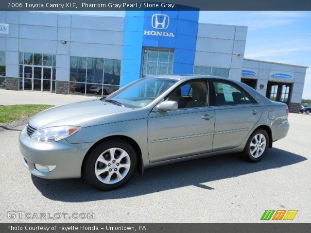 2006 Toyota Camry XLE in Phantom Gray Pearl