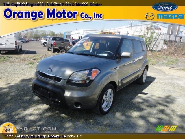 2010 Kia Soul + in Titanium Gray