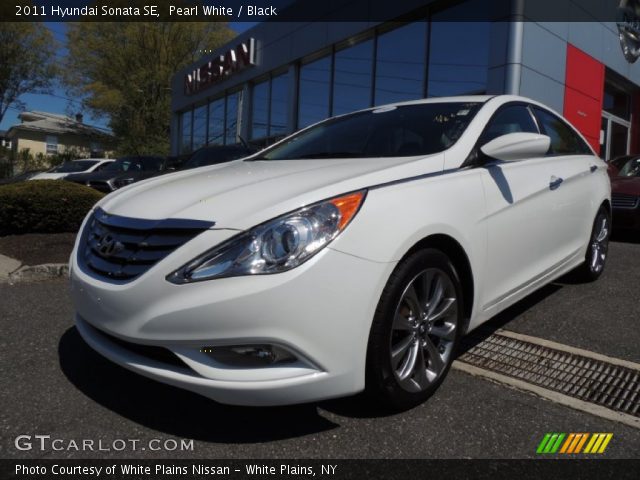 2011 Hyundai Sonata SE in Pearl White