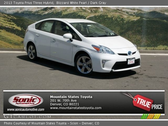 2013 Toyota Prius Three Hybrid in Blizzard White Pearl