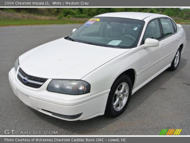 2004 Chevrolet Impala LS in White