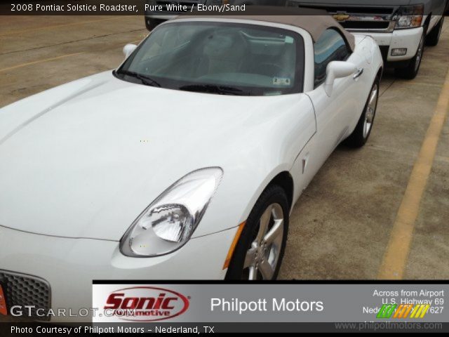 2008 Pontiac Solstice Roadster in Pure White