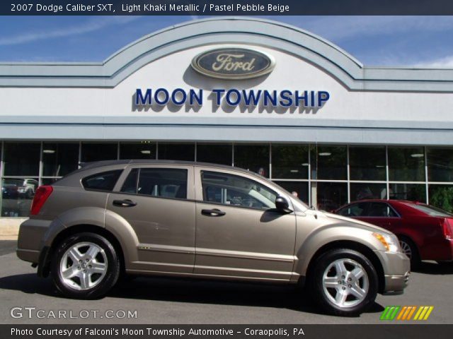 2007 Dodge Caliber SXT in Light Khaki Metallic