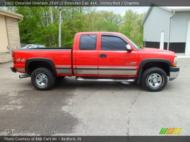 2002 Chevrolet Silverado 2500 LS Extended Cab 4x4 in Victory Red