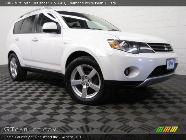 2007 Mitsubishi Outlander XLS 4WD in Diamond White Pearl