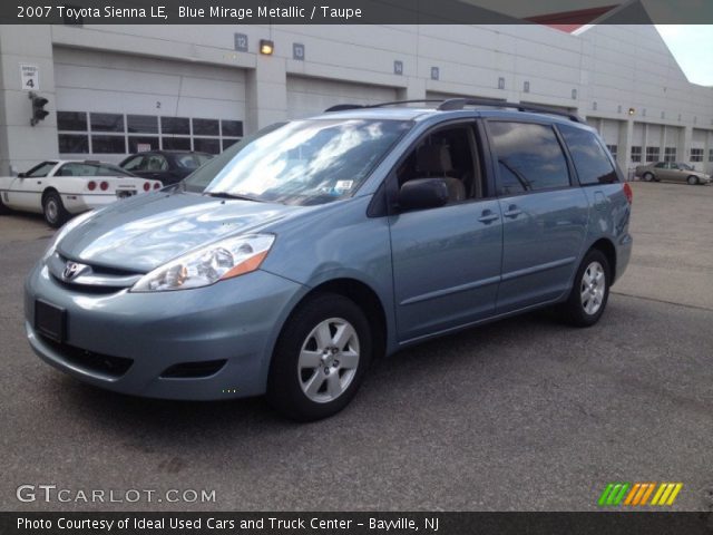 2007 Toyota Sienna LE in Blue Mirage Metallic