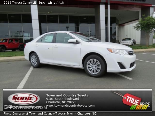 2013 Toyota Camry LE in Super White