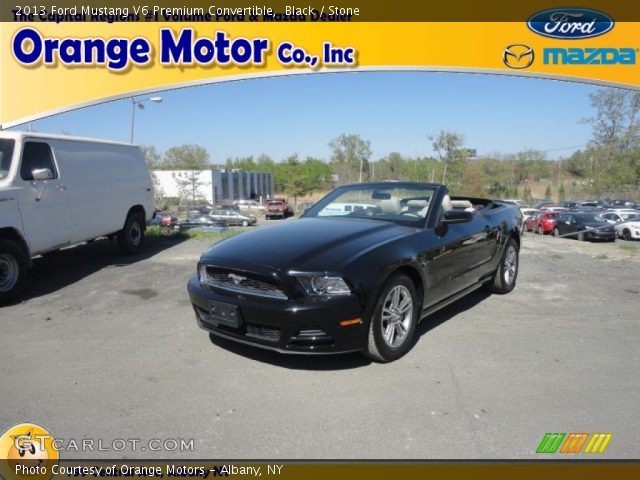 2013 Ford Mustang V6 Premium Convertible in Black