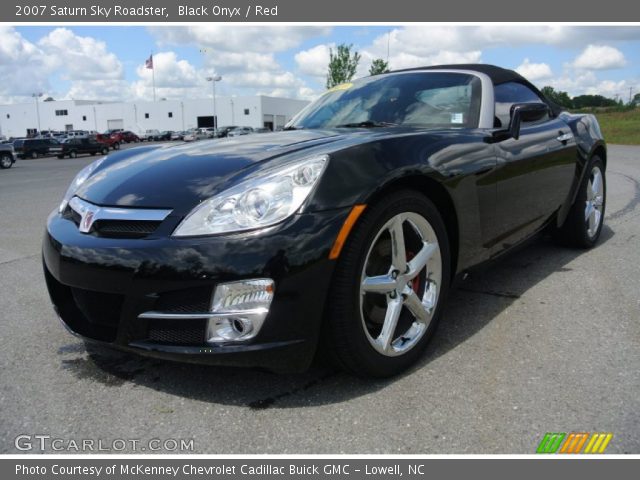 2007 Saturn Sky Roadster in Black Onyx