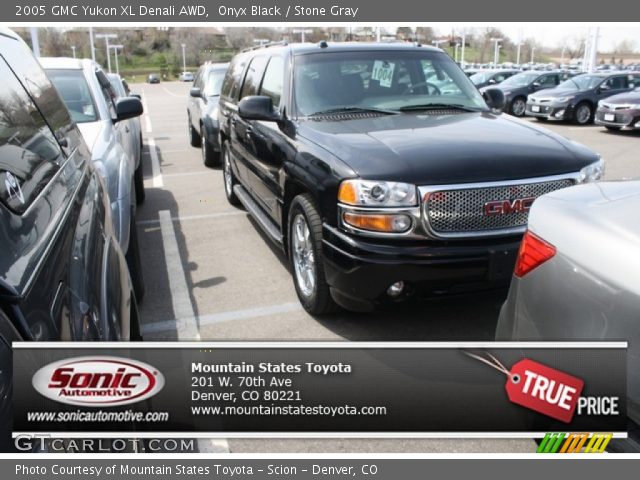 2005 GMC Yukon XL Denali AWD in Onyx Black