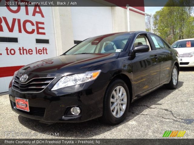 2011 Toyota Camry XLE V6 in Black