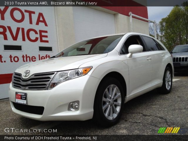 2010 Toyota Venza AWD in Blizzard White Pearl