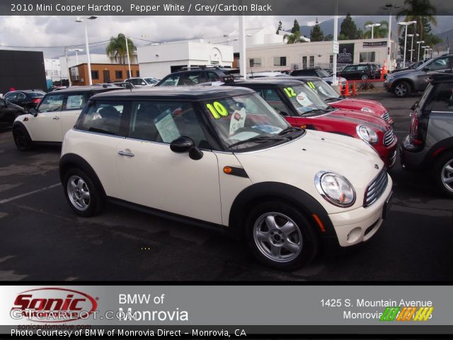 2010 Mini Cooper Hardtop in Pepper White