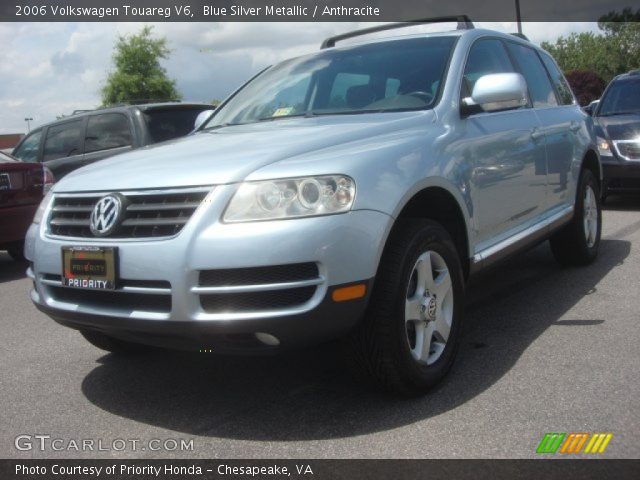 2006 Volkswagen Touareg V6 in Blue Silver Metallic