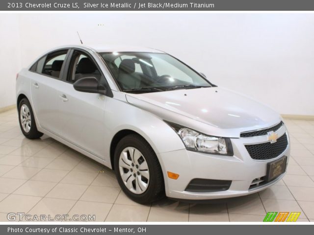 2013 Chevrolet Cruze LS in Silver Ice Metallic