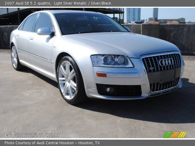 2007 Audi S8 5.2 quattro in Light Silver Metallic