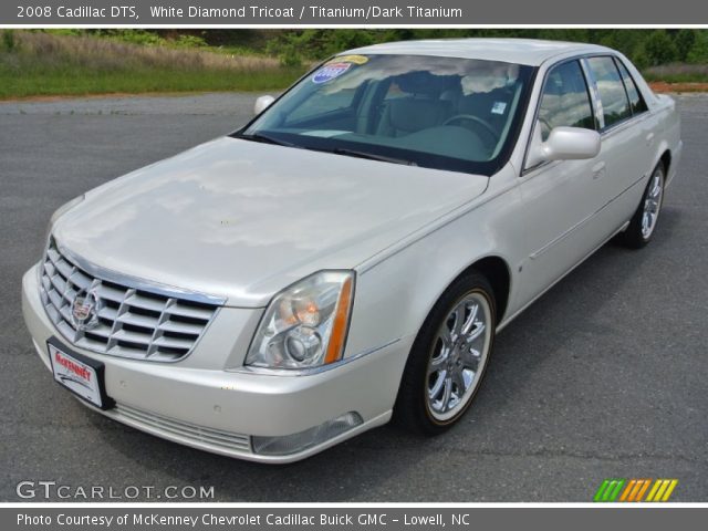 2008 Cadillac DTS  in White Diamond Tricoat