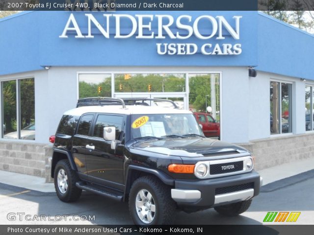 2007 Toyota FJ Cruiser 4WD in Black Diamond