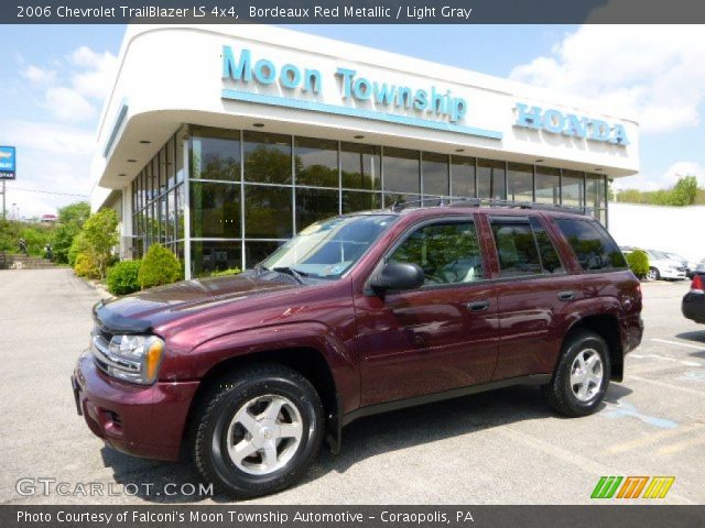 2006 Chevrolet TrailBlazer LS 4x4 in Bordeaux Red Metallic