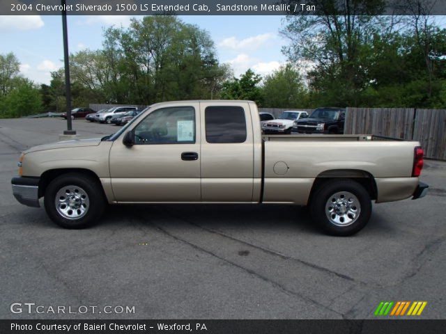 2004 Chevrolet Silverado 1500 LS Extended Cab in Sandstone Metallic