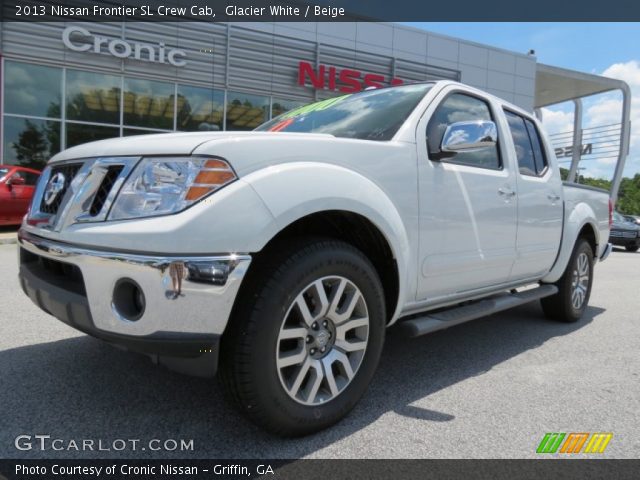 2013 Nissan Frontier SL Crew Cab in Glacier White