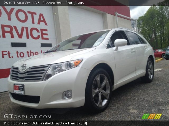 2010 Toyota Venza V6 in Blizzard White Pearl