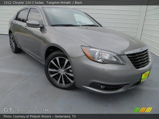 2012 Chrysler 200 S Sedan in Tungsten Metallic
