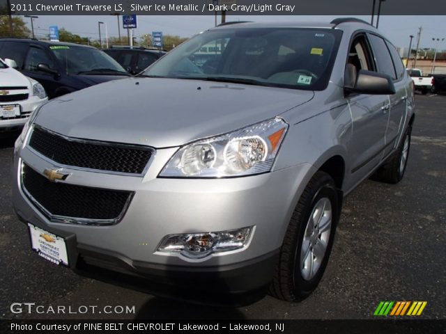 2011 Chevrolet Traverse LS in Silver Ice Metallic