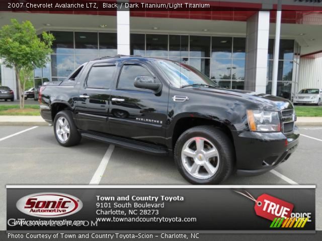 2007 Chevrolet Avalanche LTZ in Black