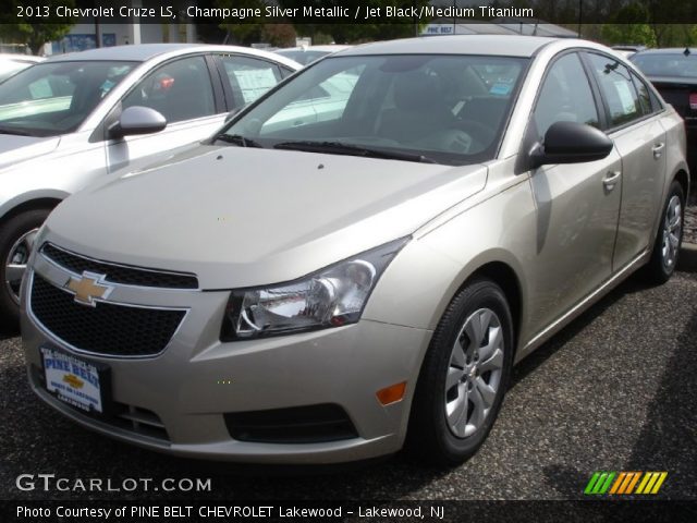 2013 Chevrolet Cruze LS in Champagne Silver Metallic