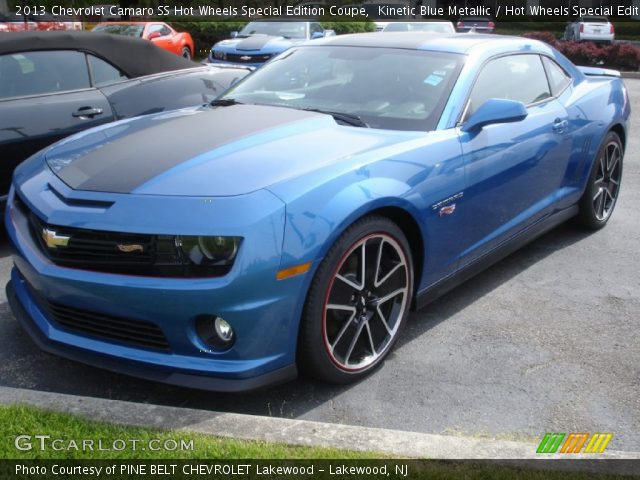 2013 Chevrolet Camaro SS Hot Wheels Special Edition Coupe in Kinetic Blue Metallic