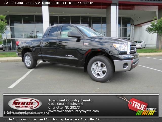 2013 Toyota Tundra SR5 Double Cab 4x4 in Black