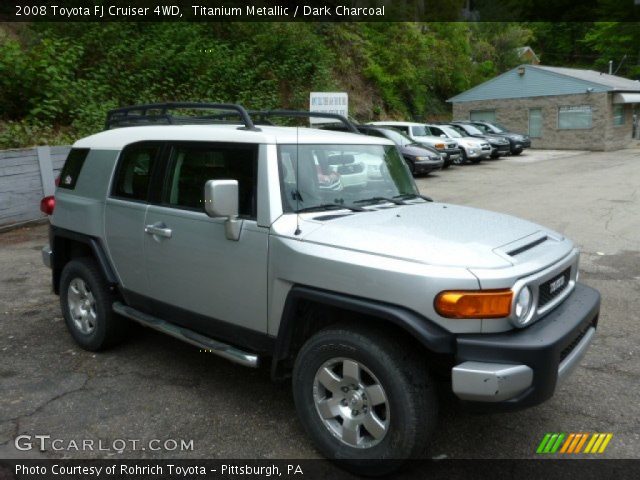 2008 Toyota FJ Cruiser 4WD in Titanium Metallic