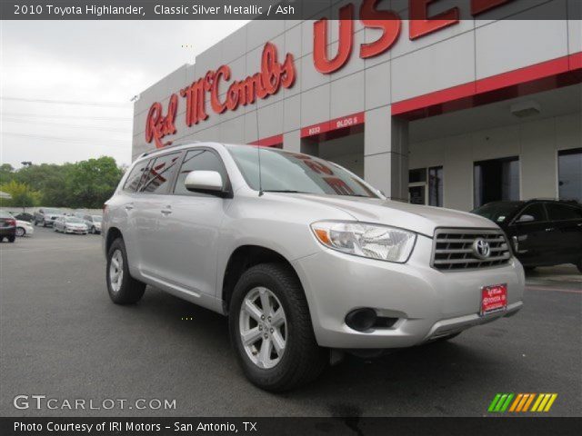 2010 Toyota Highlander  in Classic Silver Metallic
