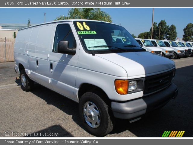 2006 Ford E Series Van E350 Cargo in Oxford White