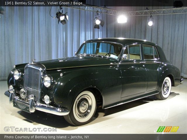 1961 Bentley S2 Saloon in Velvet Green