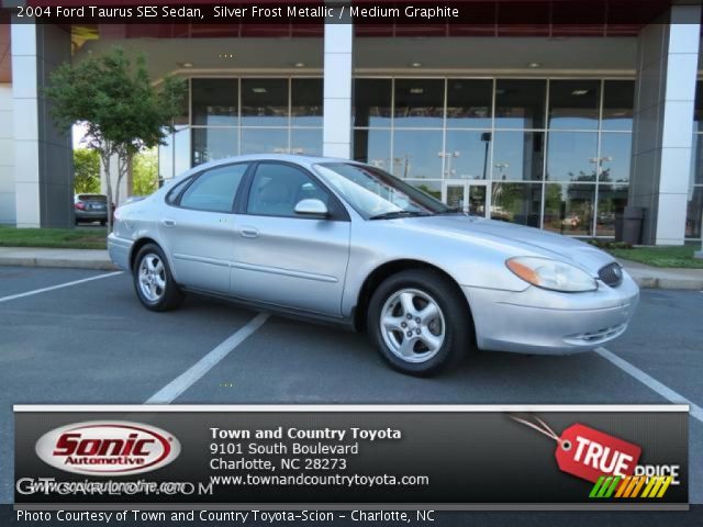 2004 Ford Taurus SES Sedan in Silver Frost Metallic