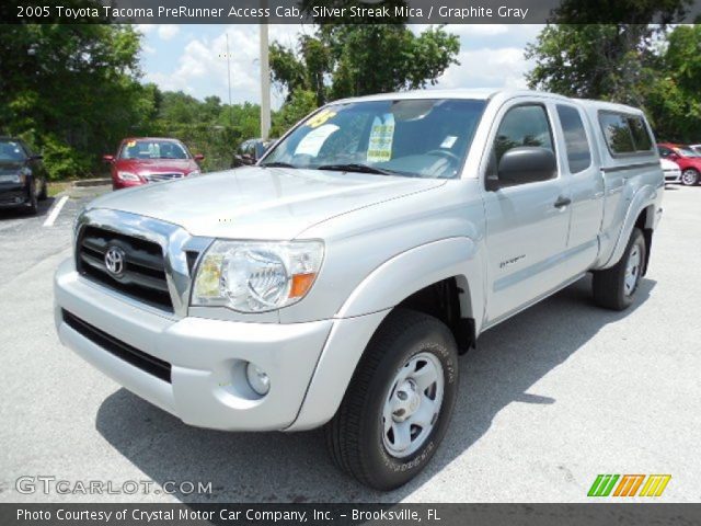 2005 Toyota Tacoma PreRunner Access Cab in Silver Streak Mica