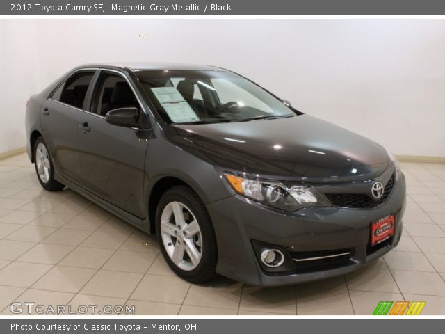 2012 Toyota Camry SE in Magnetic Gray Metallic
