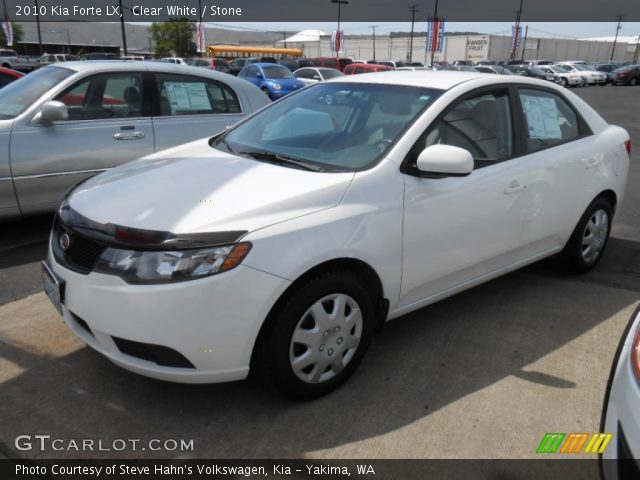 2010 Kia Forte LX in Clear White