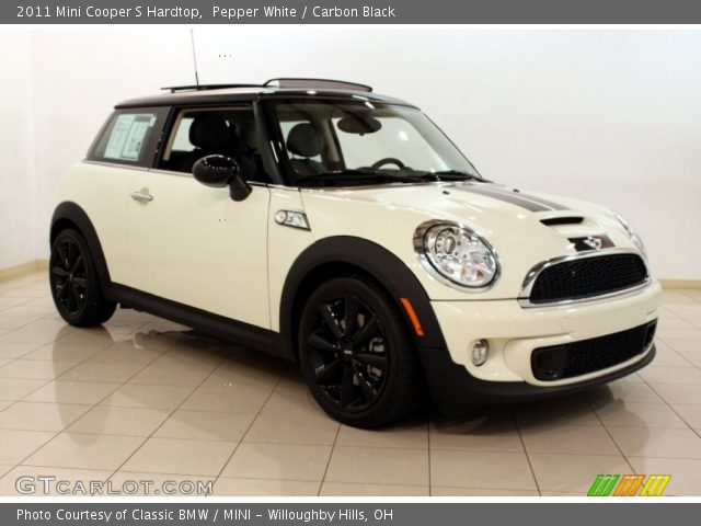 2011 Mini Cooper S Hardtop in Pepper White
