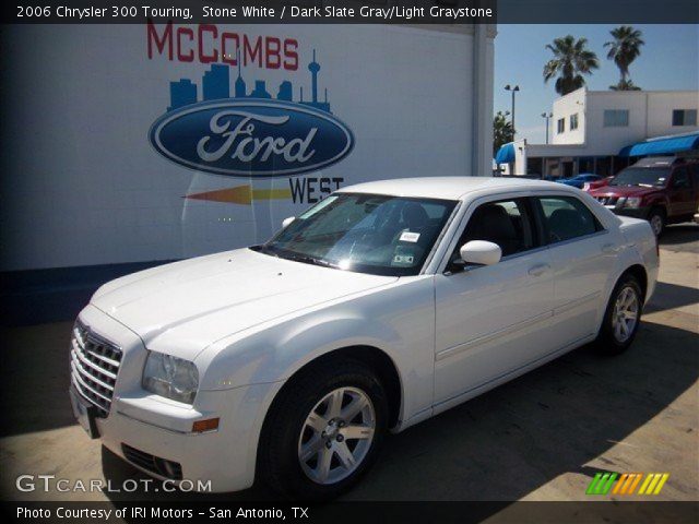 2006 Chrysler 300 Touring in Stone White