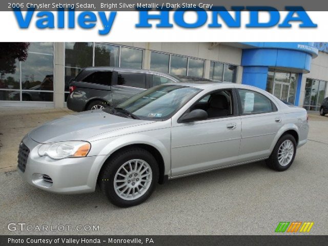 2006 Chrysler Sebring Sedan in Bright Silver Metallic
