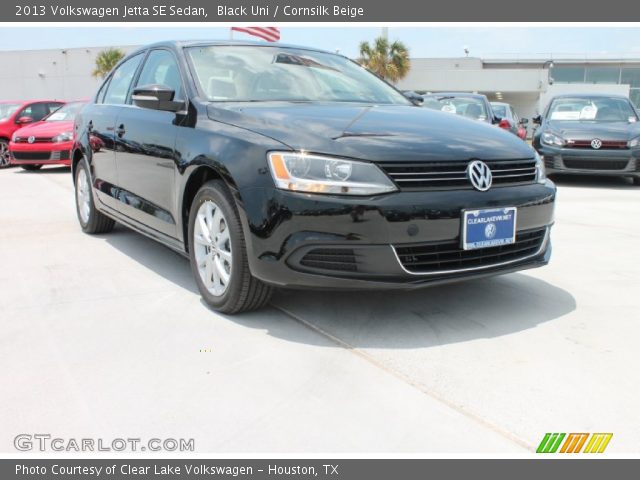 2013 Volkswagen Jetta SE Sedan in Black Uni
