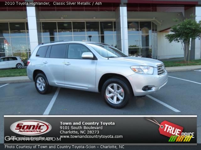 2010 Toyota Highlander  in Classic Silver Metallic